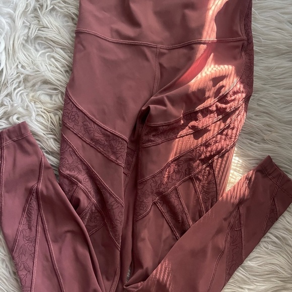 lululemon wunder under flocked high rise - Picture 6 of 6